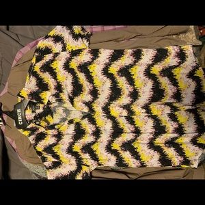 Short sleeve button up